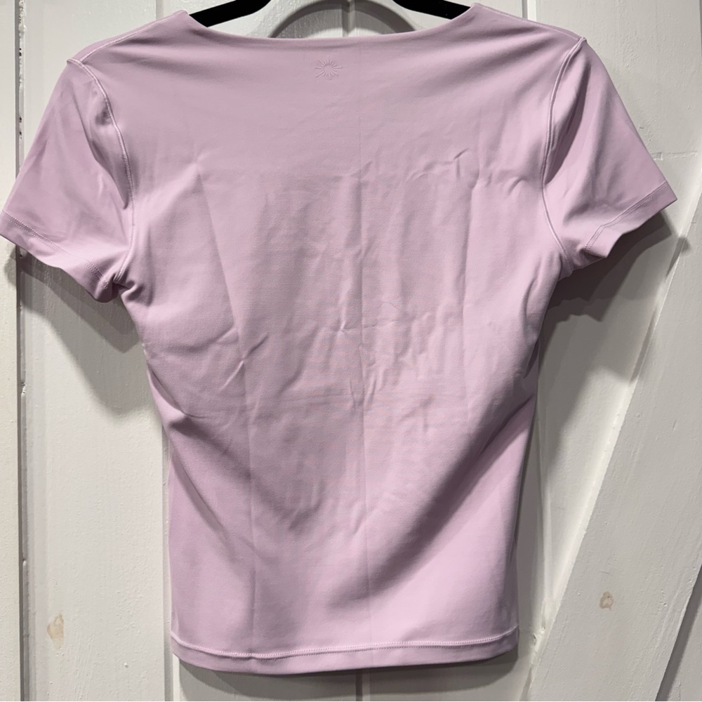 Offline by Aerie - Soft Lilac Short Sleeve Women's Tee ~ Size M - Picture 2 of 7